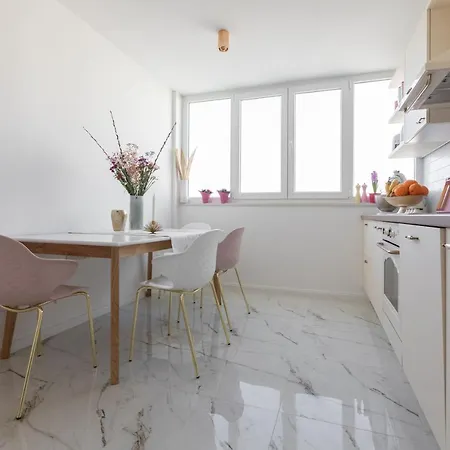 Ivandic Apartment Makarska